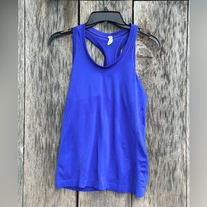 Athleta yoga tank top, loose fitting.